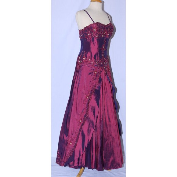 Dollar Fashion #6031 Layered Taffeta and Lace Prom Gown - Size S- PLUM-NEW - Picture 3 of 8